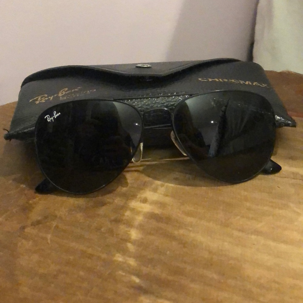 Black Aviator Ray-Ban Sunglasses